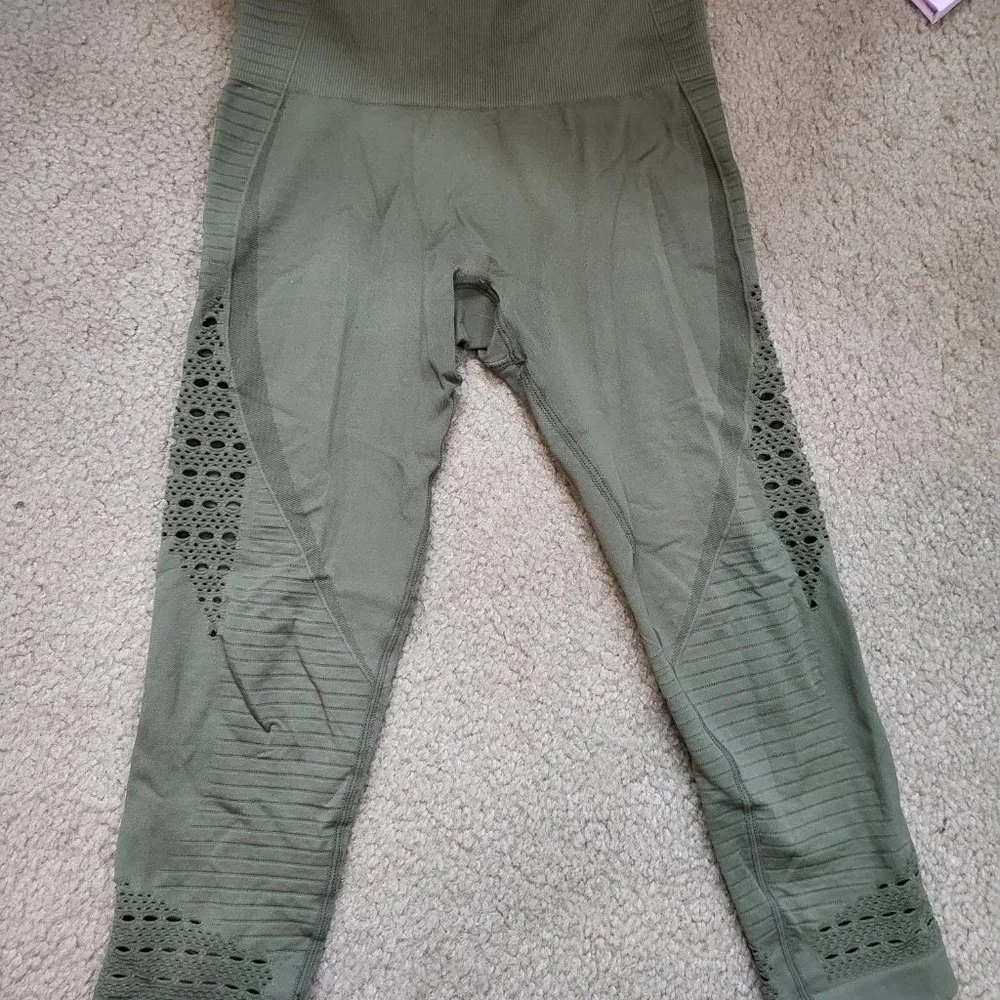 Gymshark Energy Seamless Cropped Leggings XS - Picture 2 of 6